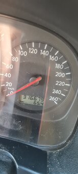 Prodám Volkswagen Golf 1.9TDi 74kw+nová sada zimních kol r15 - 6