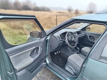 Škoda Roomster, benzín 1.2TSI, 2011 - 6