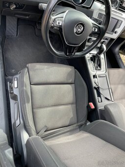 Volkswagen Passat - 6