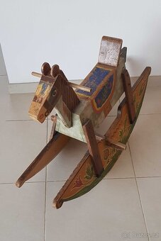 Starožitný dřevěný houpací kůň - 6