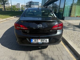 Opel Astra 1,7 CDTI 96kw r.2013 144.000km - 6