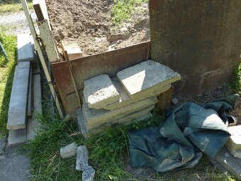 BETONOVÉ OBRUBNÍKY , DLAŽDICE KARI SÍTĚ - 6