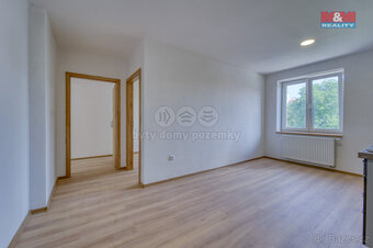 Pronájem bytu 3+kk, 44 m², Plzeň, ul. Zábělská - 6