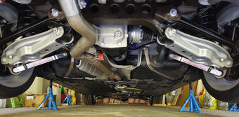 BMW-330i-E90-2005-N52-190KW-Manuál-Black Sapphire - 6