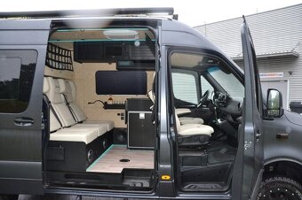 Mercedes-Benz Sprinter 319 CDi 4x4 V6 3.0 Camper - 6