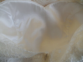 NOVÉ krajkové šaty - vel. L - 6