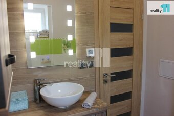 Pronájem pěkného bytu 1+1 svárov 37 m2 po rekonstrukci - 6