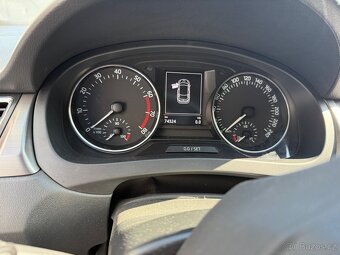 Škoda Rapid 1,2 TSI STYLE hatchback SPACEBACK 74.300 km - 6