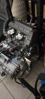 Motor Honda afrika twin 1100 najeto 800 km - 6