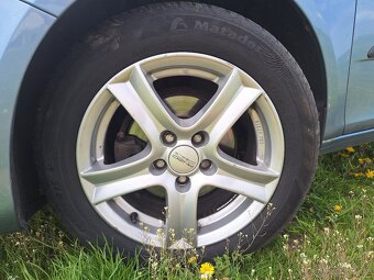 Škoda Fabia 2 II Hatchback 1.4i 63kW 16V Ambiente - 6