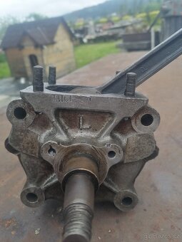 Jawa Wiliers hlava a spodek motoru. - 6