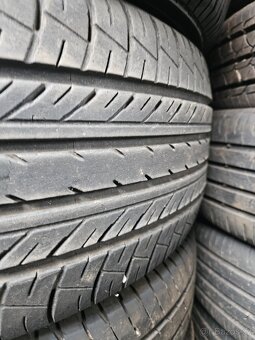 225/55R18 98H Yokohama - 6