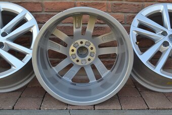 5x112 R18 Hliníkové disky originál Audi A6 C8 / Q5 - 6