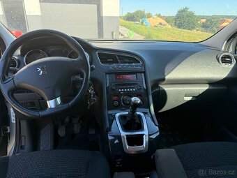 Peugeot 5008 2.0 HDI 110kw  8/2010 - 6