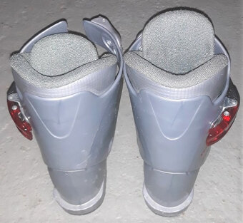 Prodám dětské lyžáky Munari, bota 244mm, stélka 18,5cm - 6