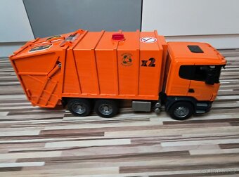 Popelářské auto Bruder - 6