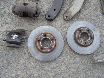 Díly podvozku Foird Transit Connect 1.8DI 55kw - 6