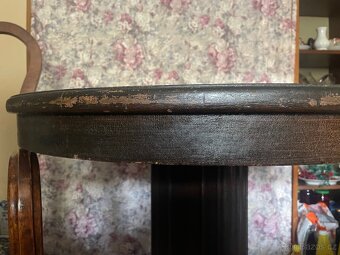 Starožitný nábytek - 6