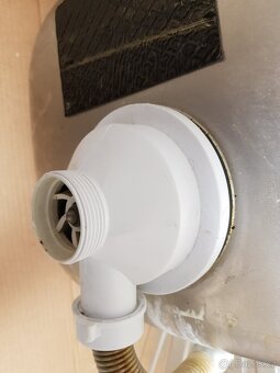 nerez kuchyňský dřez 755x480 PYRAMIS p.c.1500 Kč - 6