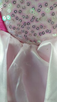 Šaty/ kostým Růženka zn. George vel 140 - 6