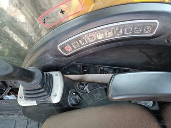 JCB JS 220 LC + příslušenství - 6