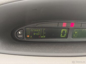 Prodám Citroen Xsara Picasso 1.8i - 6
