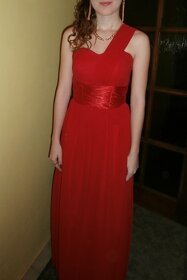 Červené dlouhé maturitní / plesové šaty - 6