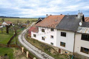 Prodej poloviny domu s pozemkem a stodolou v Boru u Březnice - 6