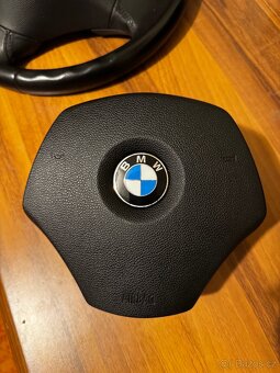 BMW Volant E90/E91/E87 - 6