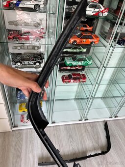 Lišty předního nárazníku BMW E30 Plastak - 6
