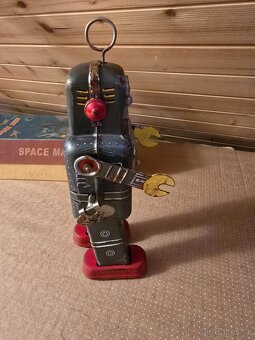 Stará vzacná hračka Robot s krabičkou - 6