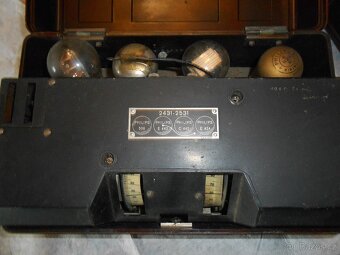 RÁDIO PHILIPS - 6