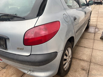 Peugeot 206 1,4i - náhradní díly - 6