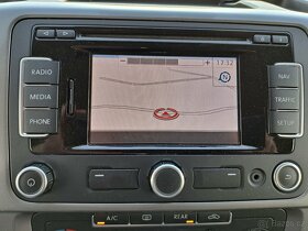 Volkswagen Caravelle LONG 2,0 TDI 2013 NAVIGACE, 9 MÍST - 6