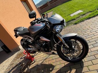 Triumph street triple RS 765 - 6