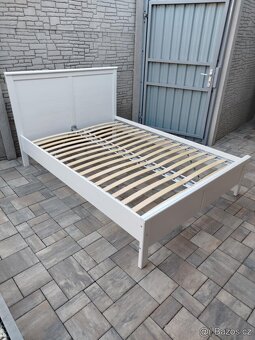 Prodám manželskou postel IKEA Aspelund 140cm x 200cm - 6