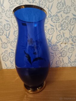 Modrá váza s kytkami bohemia krystal - 6