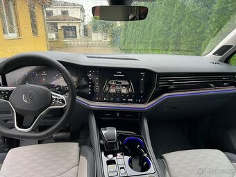 VW Touareg Elegance 3.0 V6 TSI eHybrid - 6