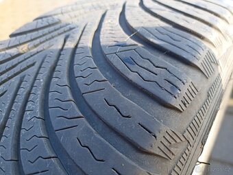 VW Golf 205/50R17 - 6