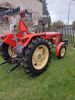 Traktor Zetor - 6