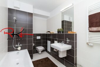 Prodej, byt 1+kk s lodžií, U Šárky, Praha 6 - 6