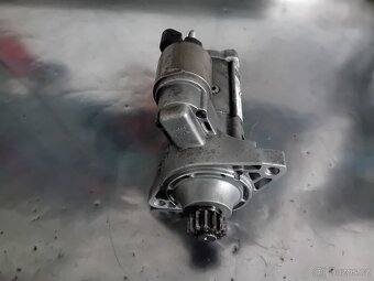 Škoda Octavia IV, VW Golf VIII 2.0 TDI alternátor, starter - 6