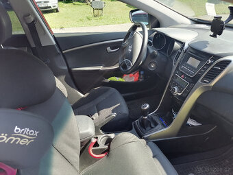 Hyundai i30 kombi 1.6 CRDi 81kW 39033 Km - 6
