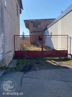 Rodinný dům se zahradou, obec Hrochův Týnec, okr. Chrudim - 6