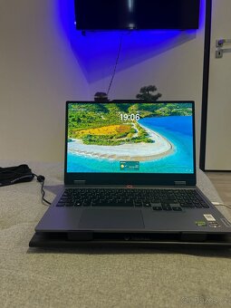 Nadupaný herní notebook lenovo log - 6