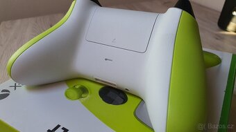 Xbox Series Controller - 6