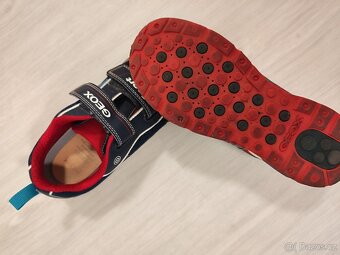 Sportovní dětské boty značky GEOX, vel. 37 - 6