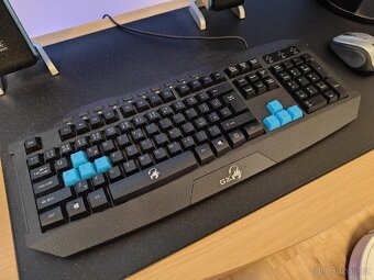 Výkonná sestava (PC+LCD+Klávesnice+Myš+Repro) - 6