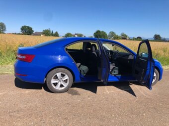 Škoda SuperB 1.majitel původ ČR najeto 42000 KM - 6