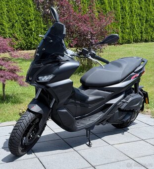 Aprilie sr 125 gt - 6